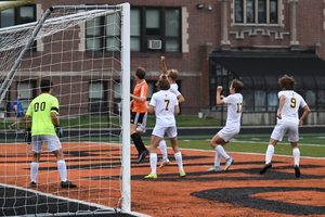 10-02 UHS Soccer v St Thomas More